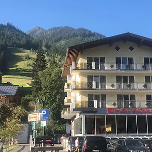 Herzblut - Joker Card Included In Summer Szálloda Saalbach-Hinterglemm