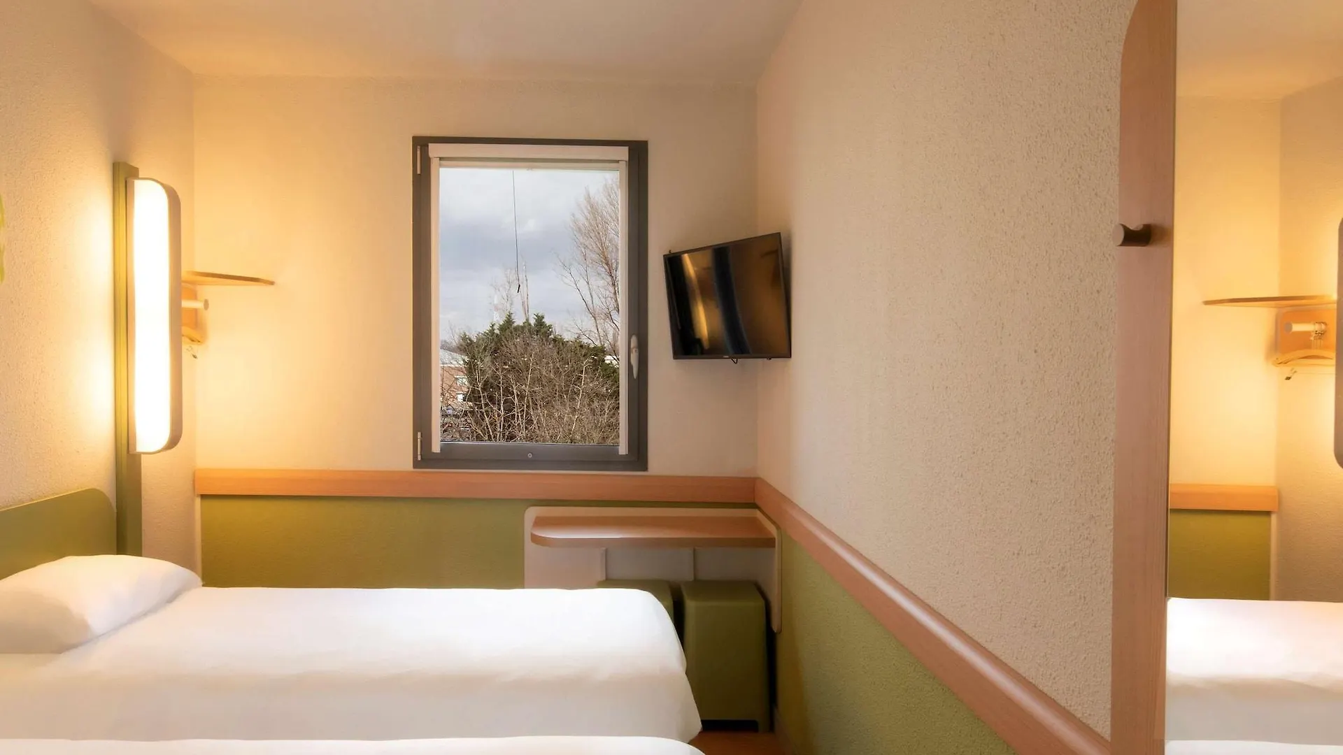 Hotel Ibis Budget Antwerpen Port Belgio